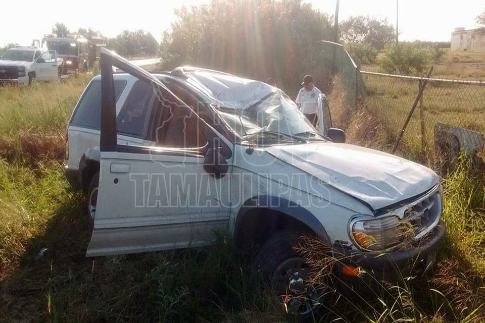 Fallece joven que se volcó en su camioneta en Matamoros - Hoy Tamaulipas